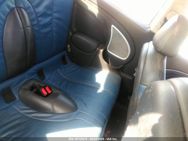 2004 MINI COOPER S WMWRE33474TD84680 Photo 7