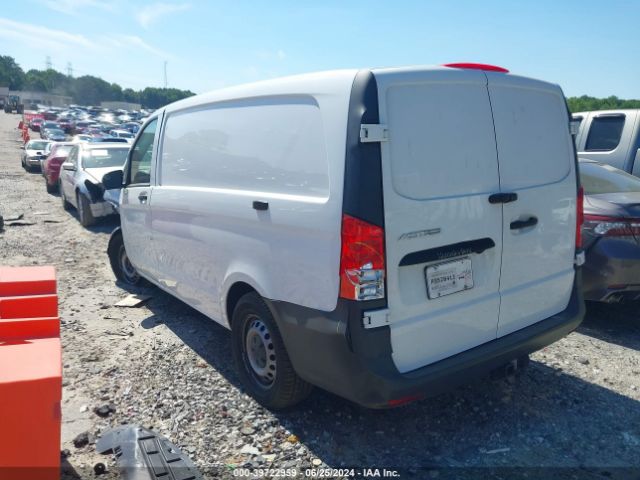 2022 MERCEDES-BENZ METRIS W1YV0BEYXN3988356 Photo 2
