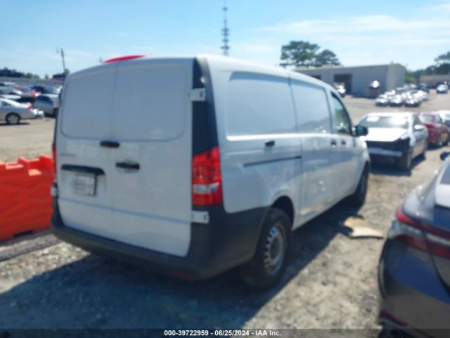 2022 MERCEDES-BENZ METRIS W1YV0BEYXN3988356 Photo 3