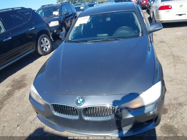 WBA3B1G5XFNT06971 BMW 320i