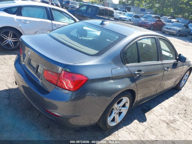 WBA3B1G5XFNT06971 BMW 320i
