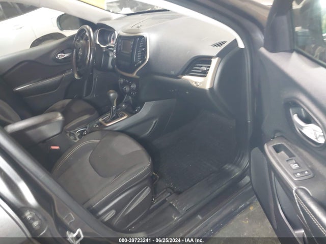 Jeep Cherokee Latitude 2015 1C4PJMCS8FW588817 Image 5