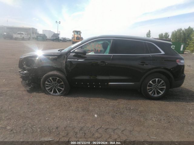 2LMPJ8J95PBL04148 Lincoln Nautilus Standard