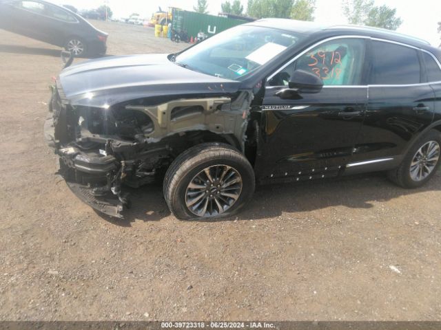 2LMPJ8J95PBL04148 Lincoln Nautilus Standard