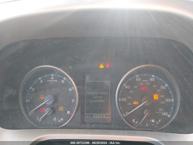 Toyota RAV4 LE 2018 JTMZFREV3JJ198423 Image 7