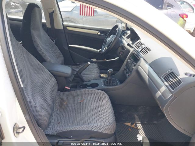 1VWAT7A37EC073298 Volkswagen Passat 1.8t Wolfsburg Edition