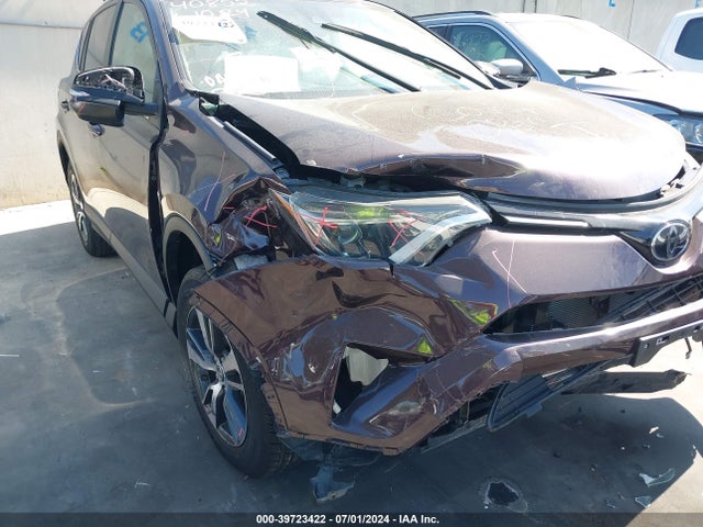 Toyota Rav4 Xle 2017 2T3WFREV1HW352335 Image 6