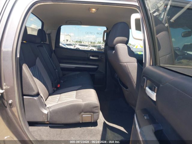 5TFEM5F1XKX138100 Toyota Tundra Sr5 4.6l V8