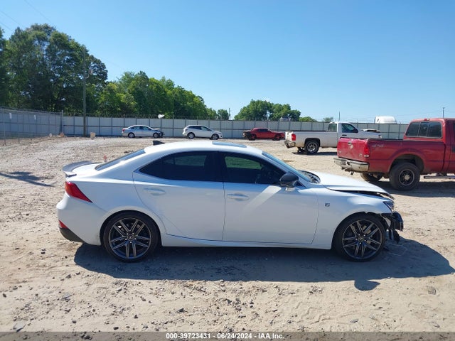 Lexus IS 300 2017 JTHCM1D27H5016969 Image 14