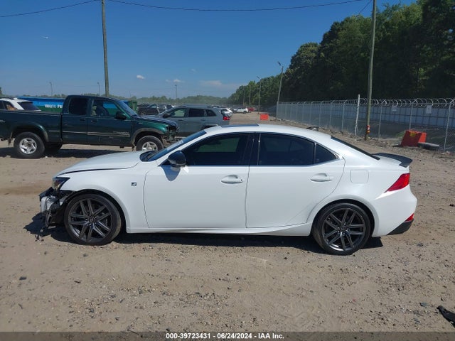Lexus IS 300 2017 JTHCM1D27H5016969 Image 15
