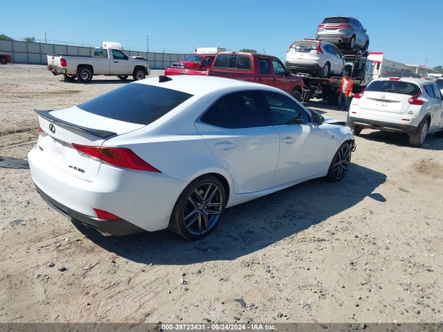 Lexus IS 300 2017 JTHCM1D27H5016969 Image 4