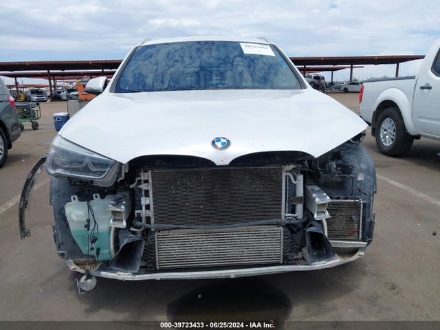 WBXHU7C32HP925102 BMW X1 Sdrive28i