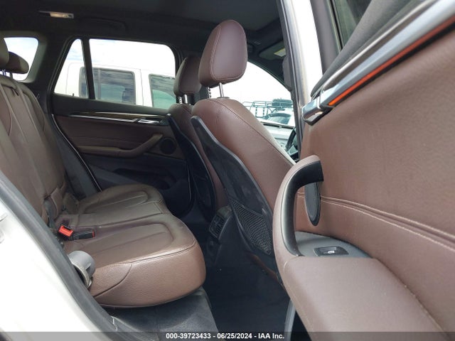 WBXHU7C32HP925102 BMW X1 Sdrive28i