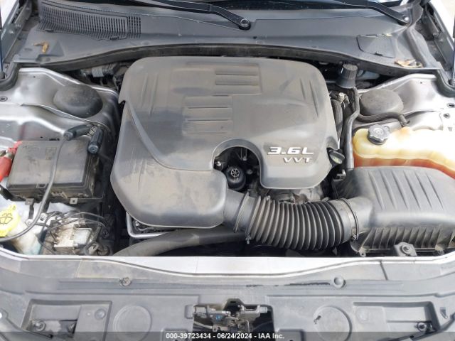 2C3CCAEG4HH645665 Chrysler 300C