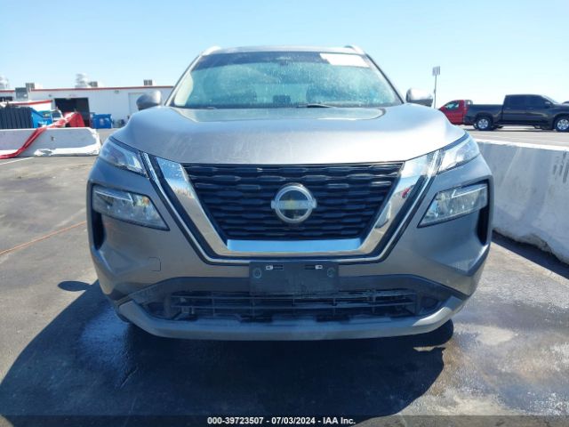 JN8BT3BA2NW043934 Nissan Rogue Sv Fwd