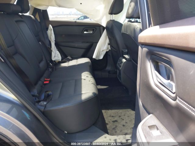 JN8BT3BA2NW043934 Nissan Rogue Sv Fwd
