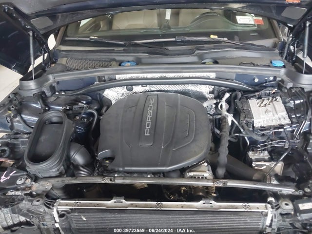 2019 PORSCHE MACAN WP1AA2A53KLB03761 Photo 9