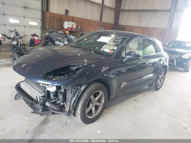 2019 PORSCHE MACAN WP1AA2A53KLB03761 Photo 1