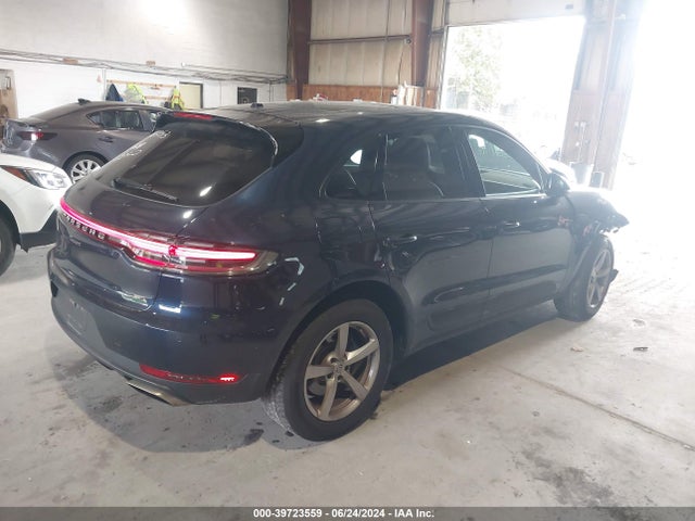 2019 PORSCHE MACAN WP1AA2A53KLB03761 Photo 3