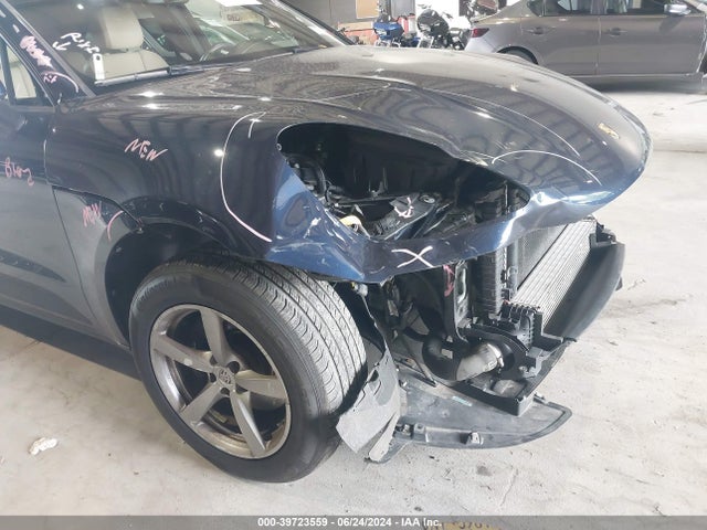 2019 PORSCHE MACAN WP1AA2A53KLB03761 Photo 5