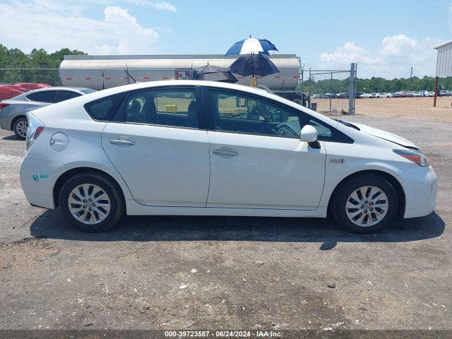 Toyota PRIUS PLUG-IN 2014 JTDKN3DPXE3062692 Image 13