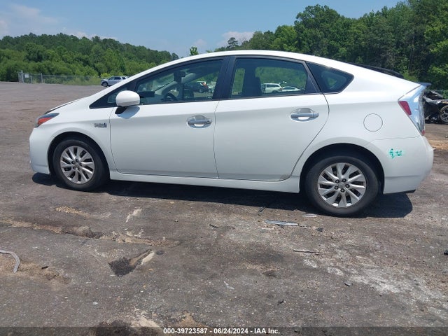 Toyota PRIUS PLUG-IN 2014 JTDKN3DPXE3062692 Image 14