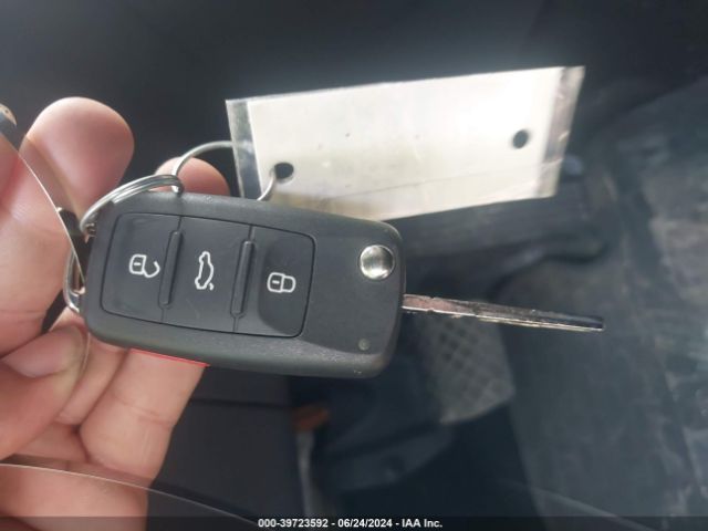WVGBV7AX7HK024094 Volkswagen Tiguan 2.0t/2.0t S