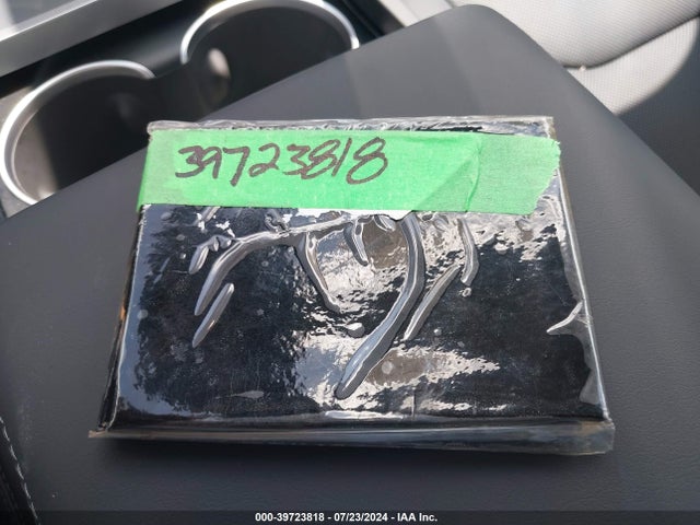 2024 TESLA MODEL 3 5YJ3E1EA0RF755153 Photo 10