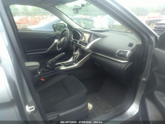 2020 MITSUBISHI ECLIPSE CROSS JA4AT3AA4LZ034375 Photo 4