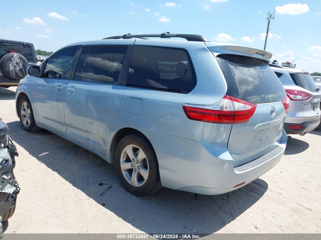 Toyota Sienna Le 8 Passenger 2015 5TDKK3DC9FS539974 Image 3