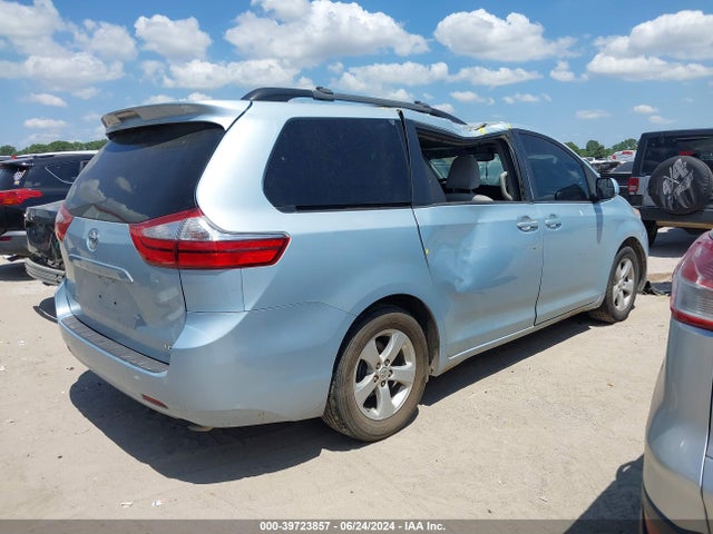 Toyota Sienna Le 8 Passenger 2015 5TDKK3DC9FS539974 Image 4