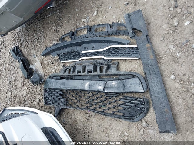 WAUBEGFF5KA099861 Audi A3 45 Premium