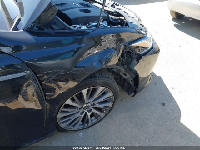 58AD11D17MU007506 Lexus ES 250