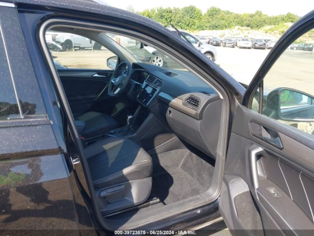3VV2B7AX4NM143241 Volkswagen Tiguan 2.0t Se
