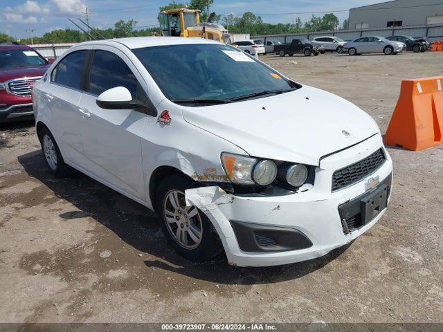 Chevrolet Sonic Lt Auto 2014 1G1JC5SH6E4199799 Image 1