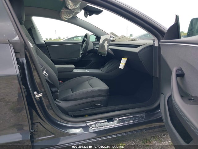 2024 TESLA MODEL 3 5YJ3E1EA2RF752402 Photo 4