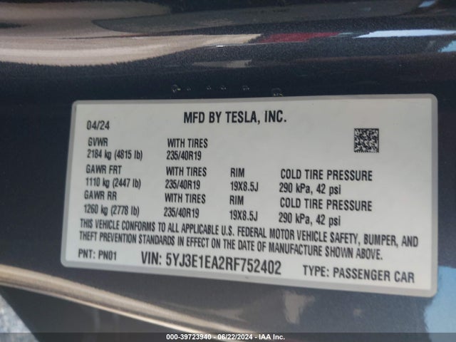 2024 TESLA MODEL 3 5YJ3E1EA2RF752402 Photo 8