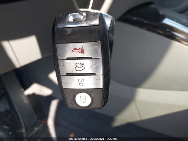 KIA Sorento 2.0t Ex 2016 5XYPH4A15GG005222 Image 11