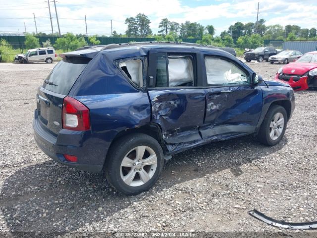 1C4NJDEB5GD776230 Jeep Compass Latitude