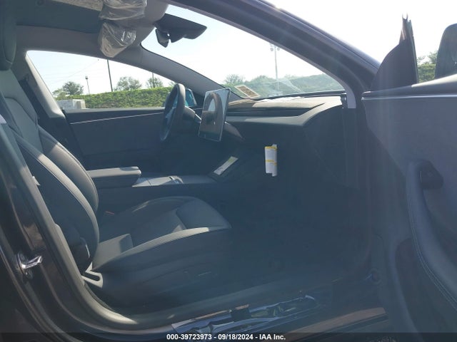2024 TESLA MODEL 3 5YJ3E1EA3RF749704 Photo 4
