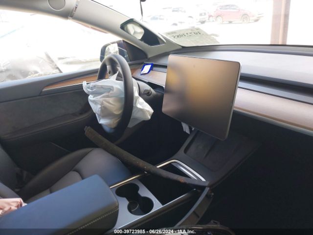 7SAYGDED5RF034308 Tesla Model Y Rwd
