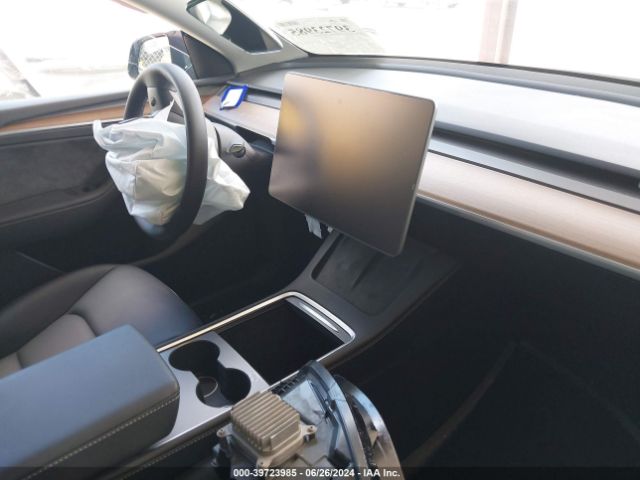 7SAYGDED5RF034308 Tesla Model Y Rwd