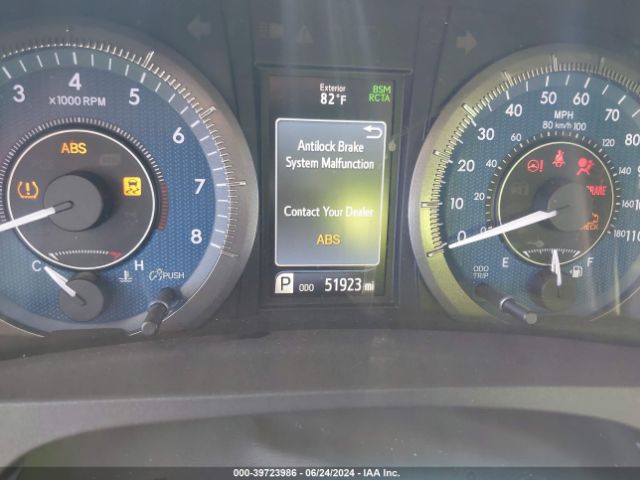5TDYZ3DC7JS913058 Toyota Sienna Xle 8 Passenger