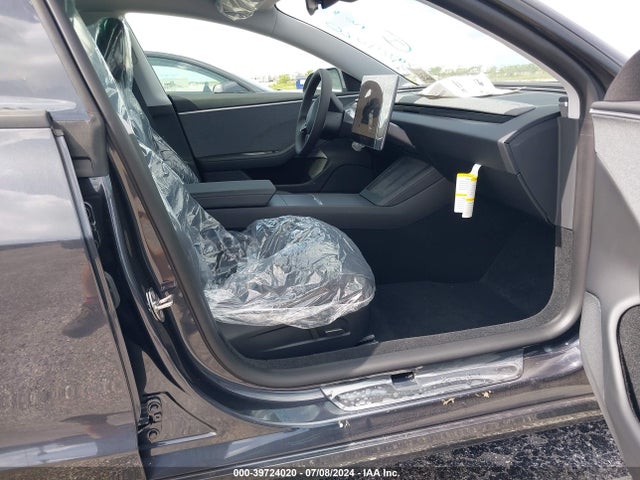 2024 TESLA MODEL 3 5YJ3E1EA5RF750627 Photo 4