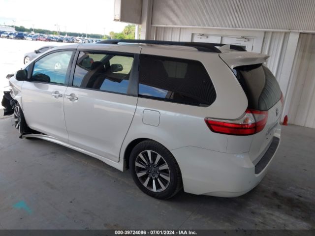 5TDYZ3DC0KS015855 Toyota Sienna Limited 7 Passenger