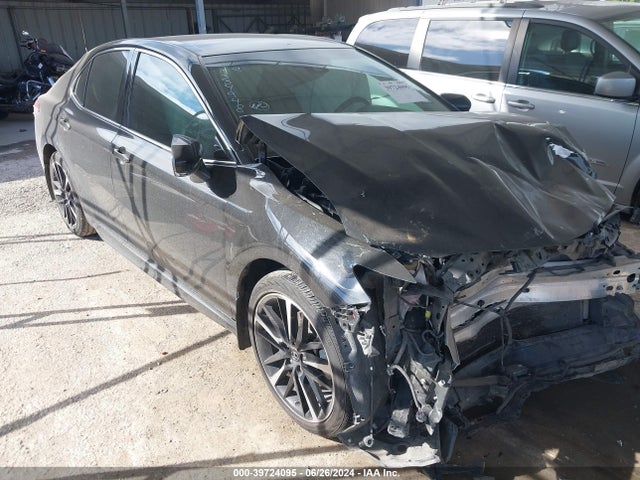 Toyota CAMRY XSE 2018 4T1B61HK0JU120700 zdjęcie główne