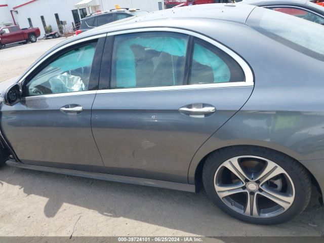WDDZF4JB8HA080477 Mercedes-Benz E 300