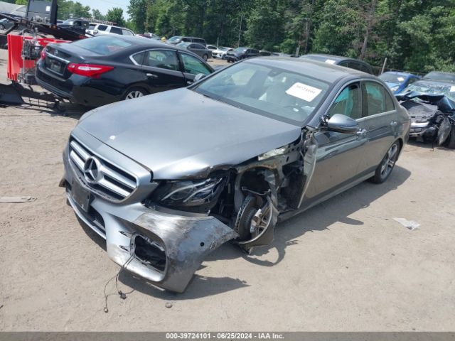 WDDZF4JB8HA080477 Mercedes-Benz E 300