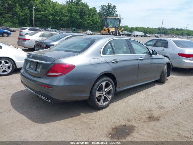 WDDZF4JB8HA080477 Mercedes-Benz E 300