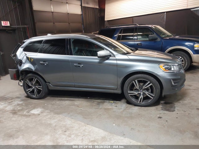 Volvo Xc60 T6 R-design 2017 YV449MRS5H2124166 Image 13